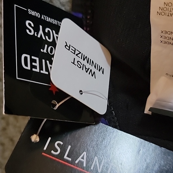 NWT Island Escape Tankini Top.  Size 10 - Picture 4 of 4